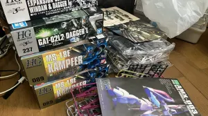 オタクの部屋掃除　手伝います　断捨離、積みプラモの処分、終活などに